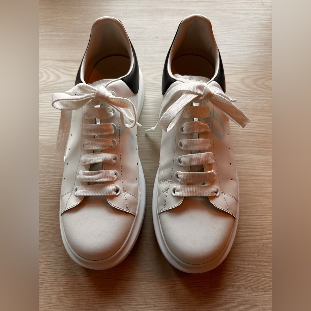 Alexander McQueen Oversized Sneakers White Black EU 43 US 10 Authentic